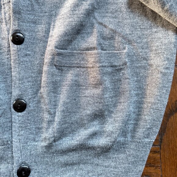 Men's J.Crew Merino Wool Cardigan Sweater - Gray - Medium - V-Neck Buttoned - Picture 4 of 7